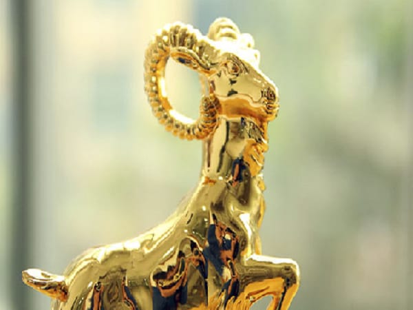 Hình tượng con hươu là 1 vật phẩm cầu phúc tài lộc