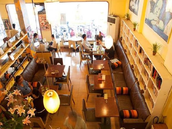 Giữ không gian quán luôn sạch sẽ và thoáng khí