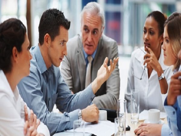 Vì sao tuổi Canh Thân cần chọn người hợp tuổi trong làm ăn?