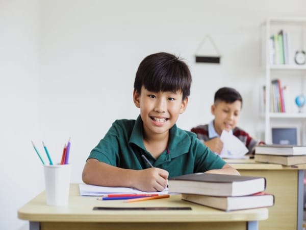 Phân tích ý nghĩa tên Việt Hoàng