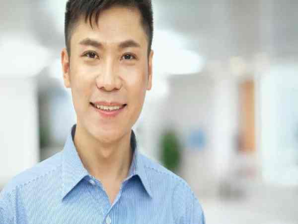 Nốt ruồi môi trên nam ý nghĩa gì?